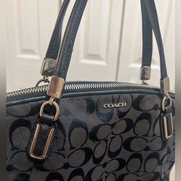 Coach mini shoulder bag purse Black Signature - Picture 4 of 16